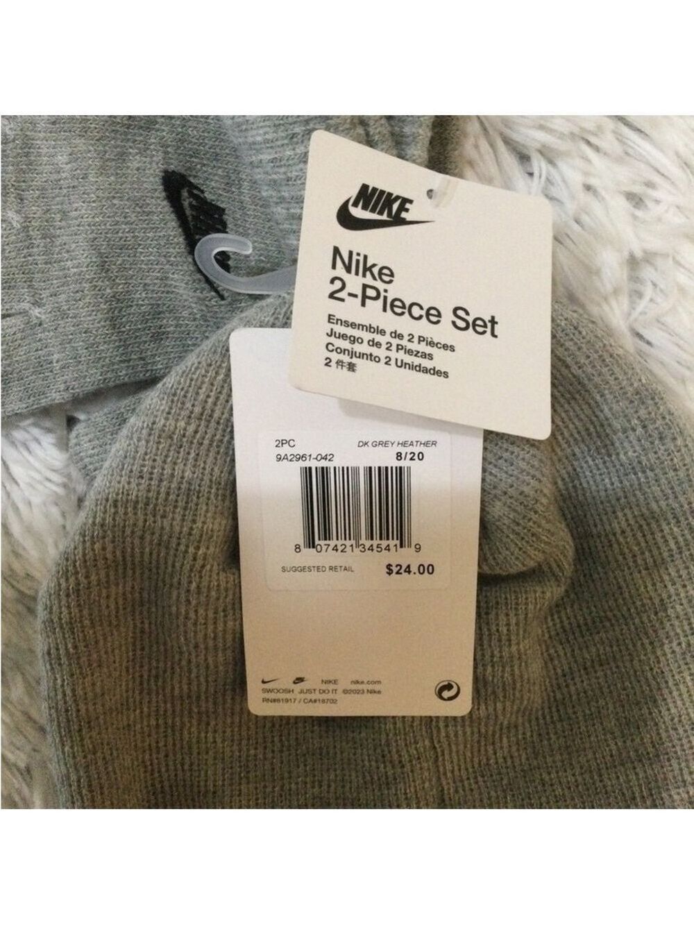 Nike gray with black logo hat and glove set unisex youth NWT - Picture 9 of 9